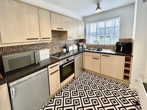 Photo 9- click for photo gallery